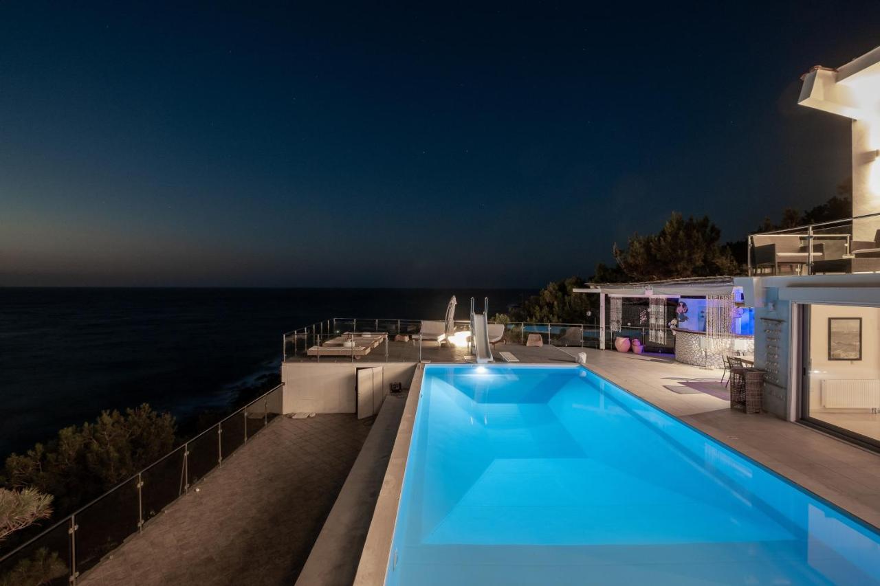 Icarus Luxury Beachfront Villa Gialiskari  Dış mekan fotoğraf
