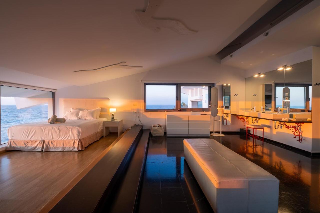 Icarus Luxury Beachfront Villa Gialiskari  Dış mekan fotoğraf